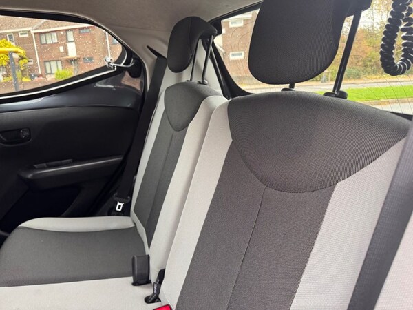 Used Toyota AYGO 2015 for sale - 76313177: Photo 16