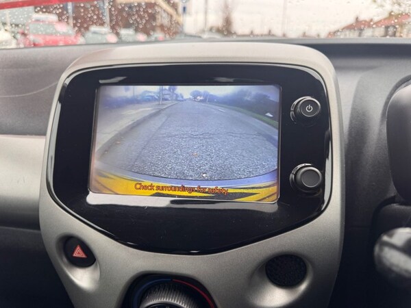 Used Toyota AYGO 2015 for sale - 76313177: Photo 24