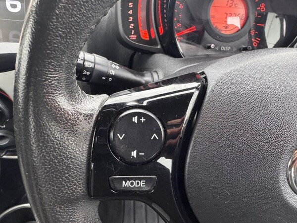 Used Toyota AYGO 2015 for sale - 76313177: Photo 26