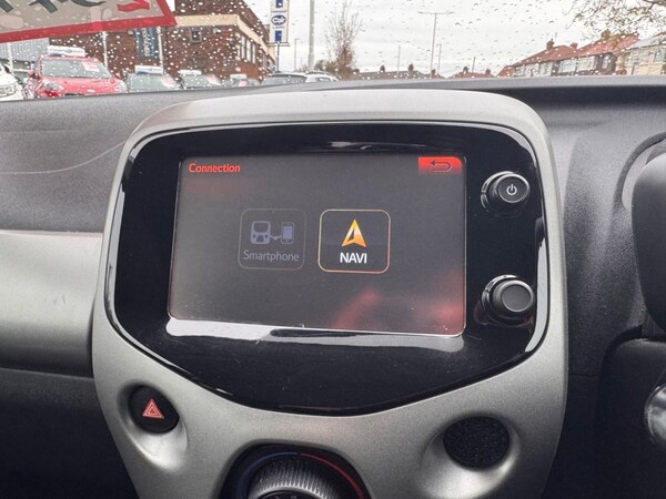 Used Toyota AYGO 2015 for sale - 76313177: Photo 29