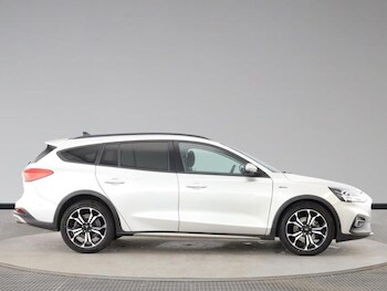 Used Ford Focus 2021 for sale - 78863778: Photo