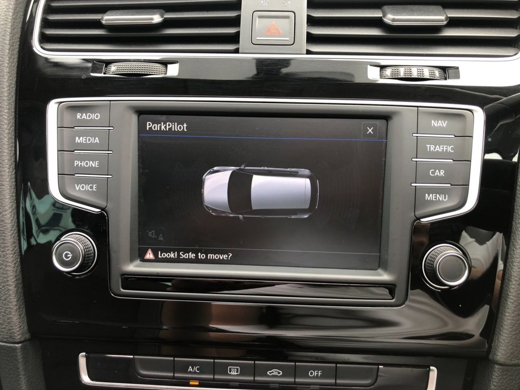 Used Volkswagen Golf 2016 for sale - 76291264: Photo 29