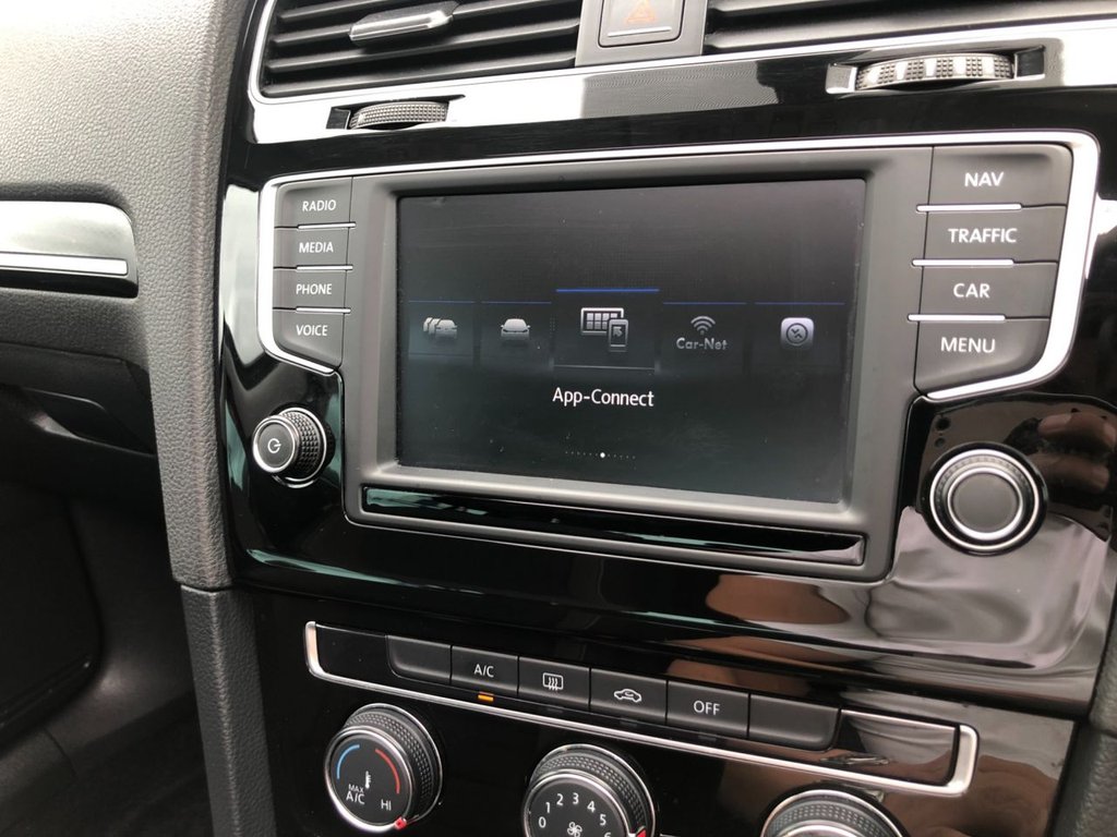 Used Volkswagen Golf 2016 for sale - 76291264: Photo 35