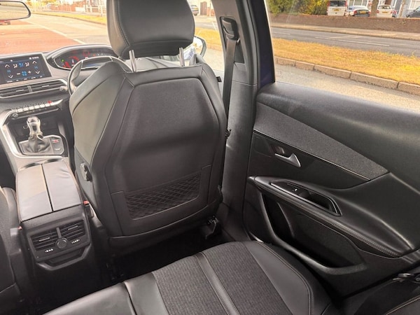 Used Peugeot 3008 2018 for sale - 75703531: Photo 20