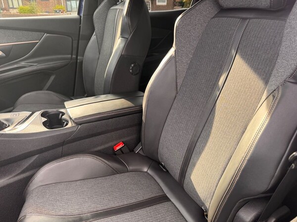 Used Peugeot 3008 2018 for sale - 75703531: Photo 23
