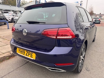 Used Volkswagen Golf 2019 for sale - 78350025: Photo