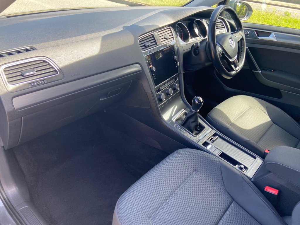 Used Volkswagen Golf 2018 for sale - 77027171: Photo 15