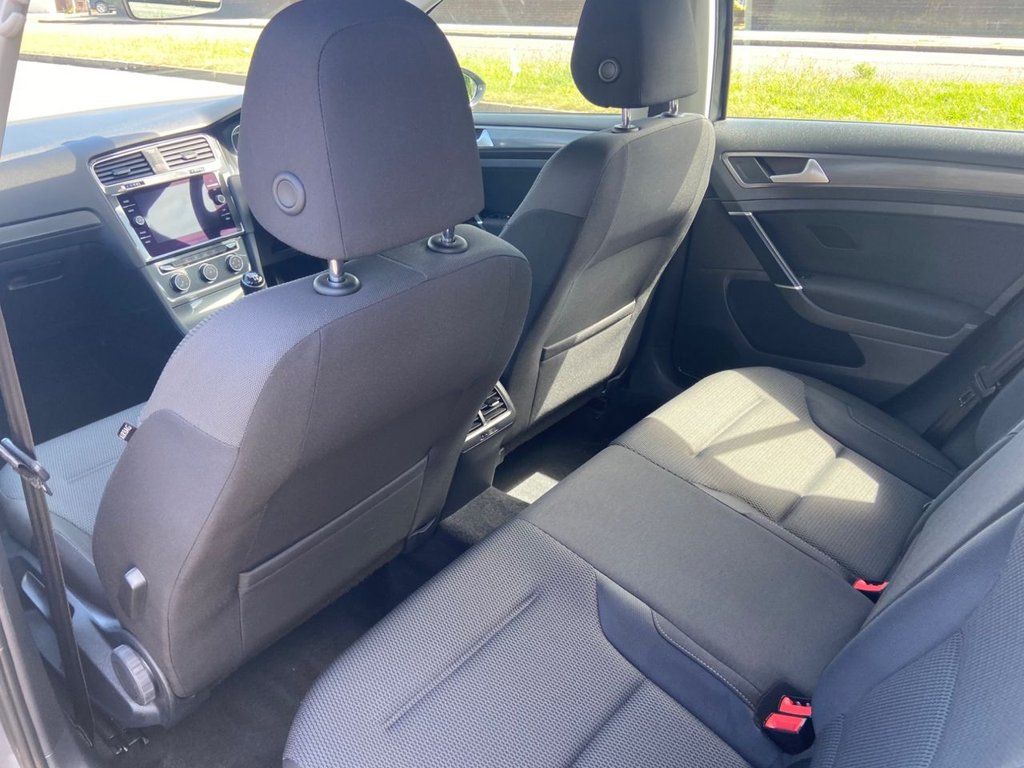 Used Volkswagen Golf 2018 for sale - 77027171: Photo 18