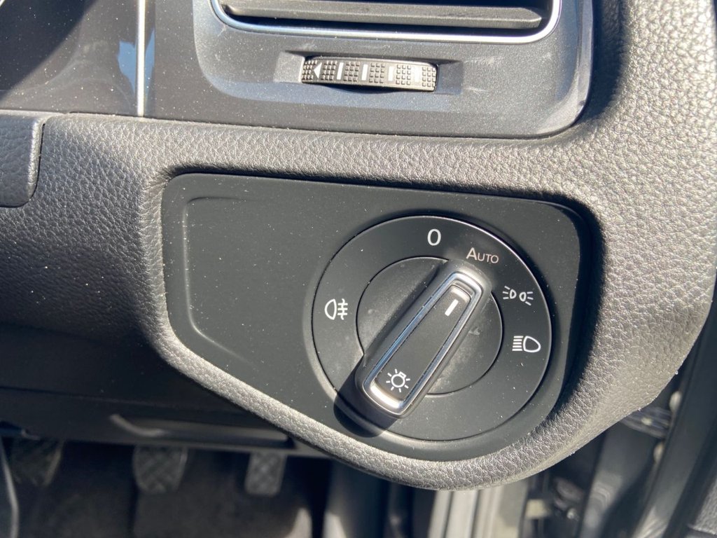 Used Volkswagen Golf 2018 for sale - 77027171: Photo 21