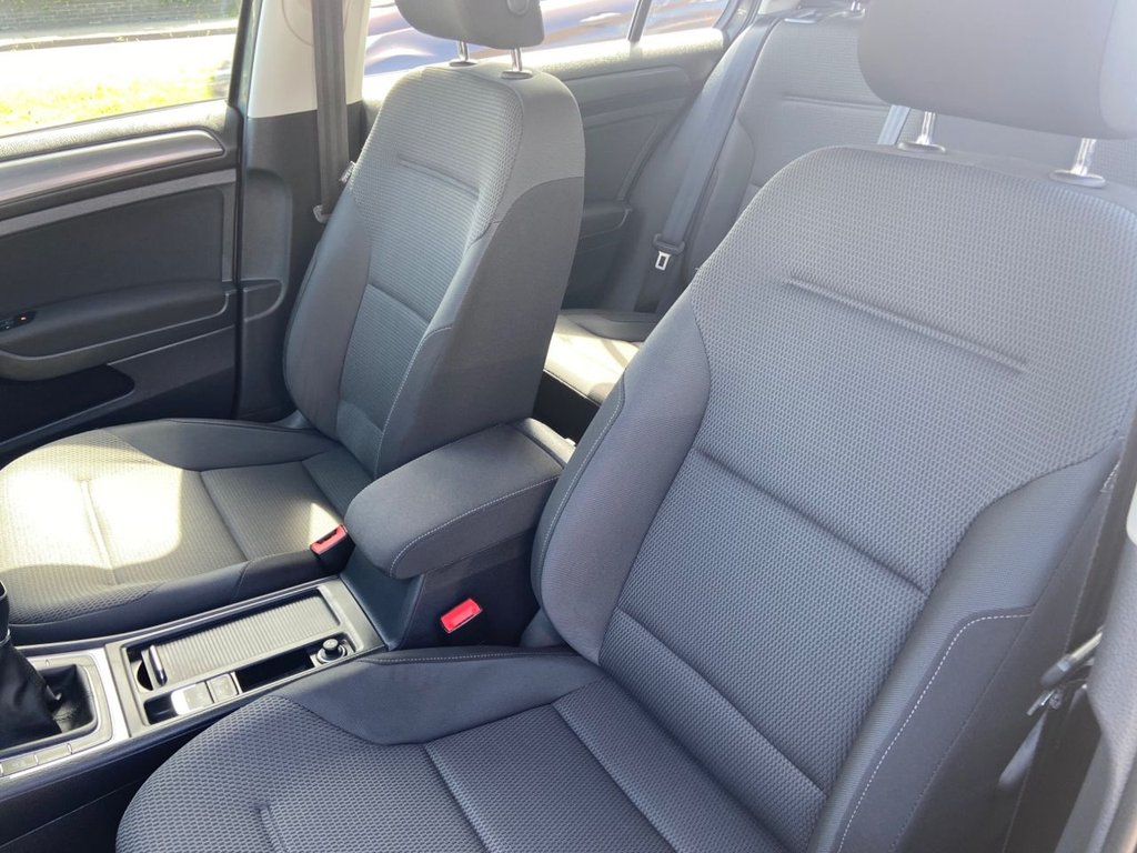 Used Volkswagen Golf 2018 for sale - 77027171: Photo 22