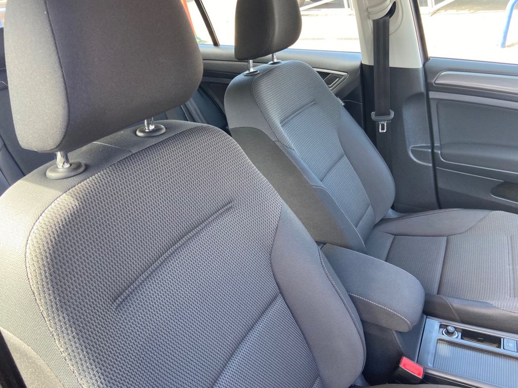Used Volkswagen Golf 2018 for sale - 77027171: Photo 9