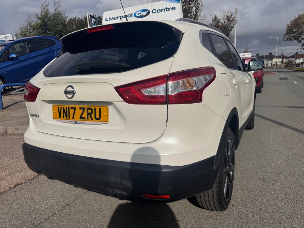 Used Nissan Qashqai 2017 for sale - 78167056: Photo 3