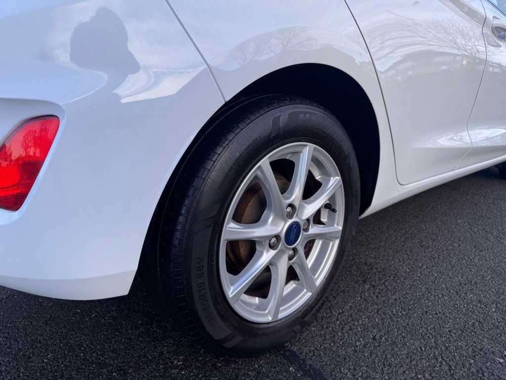 Used Ford Fiesta 2018 for sale - 76632139: Photo 11