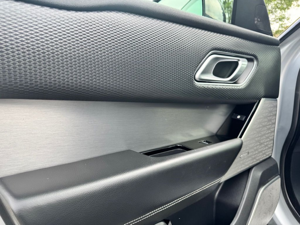 Used Land Rover Range Rover Velar 2019 for sale - 76950131: Photo 30