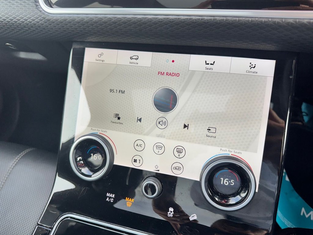 Used Land Rover Range Rover Velar 2019 for sale - 76950131: Photo 8