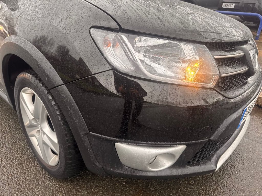 Used Dacia Sandero Stepway 2015 for sale - 76604387: Photo 14