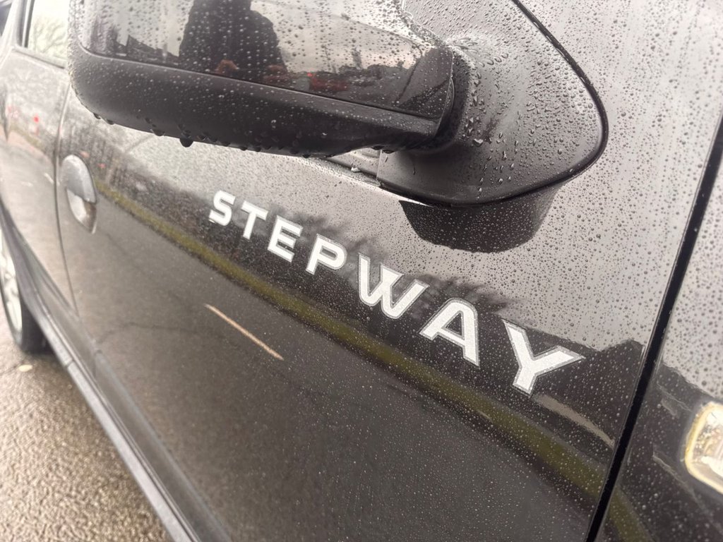 Used Dacia Sandero Stepway 2015 for sale - 76604387: Photo 17