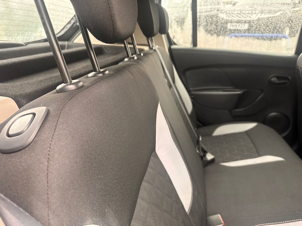 Used Dacia Sandero Stepway 2015 for sale - 76604387: Photo 19