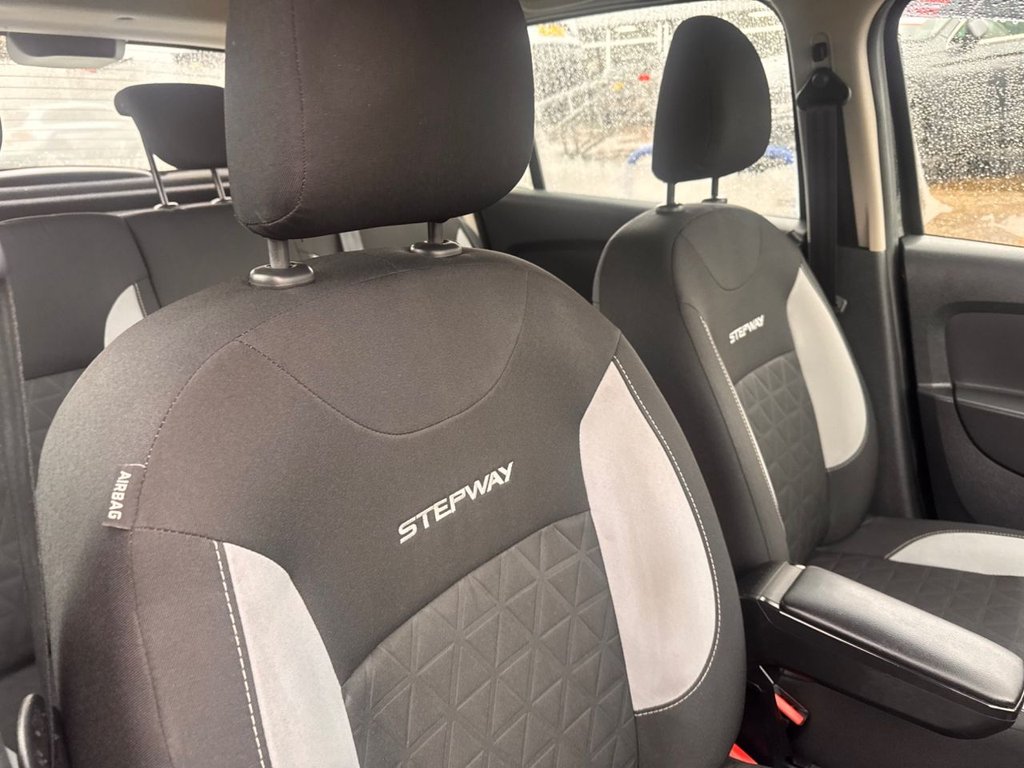 Used Dacia Sandero Stepway 2015 for sale - 76604387: Photo 20