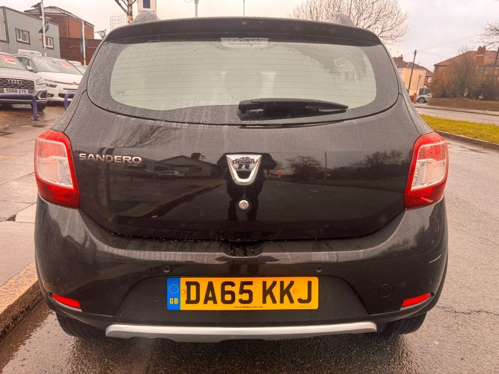 Used Dacia Sandero Stepway 2015 for sale - 76604387: Photo 6