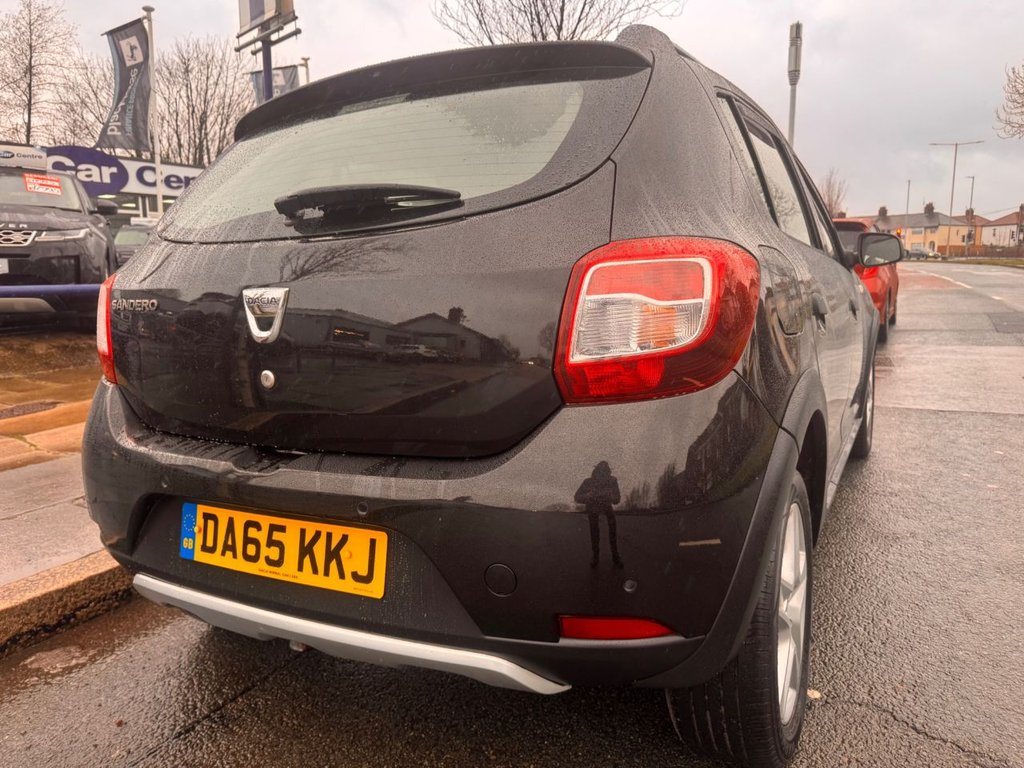 Used Dacia Sandero Stepway 2015 for sale - 76604387: Photo 7