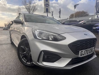 Used Ford Focus 2020 for sale - 76590900: Photo