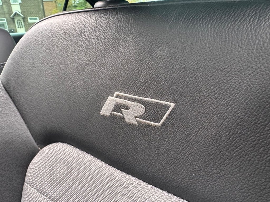 Used Volkswagen Passat 2017 for sale - 76098242: Photo 20