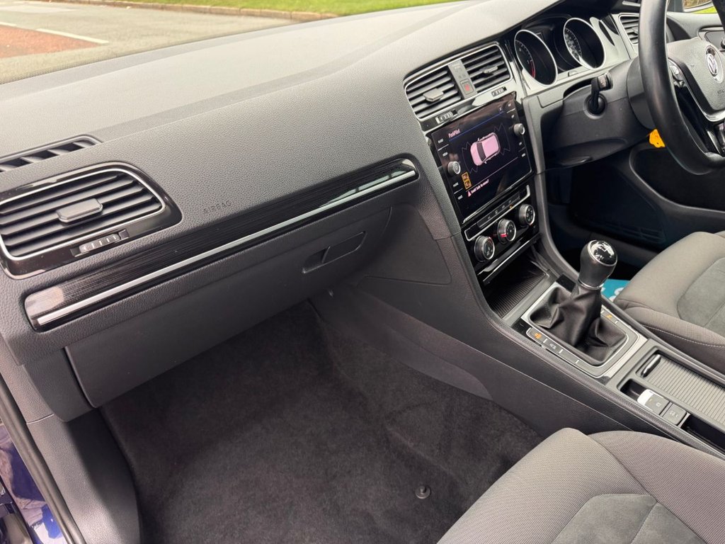 Used Volkswagen Golf 2019 for sale - 76950177: Photo 24