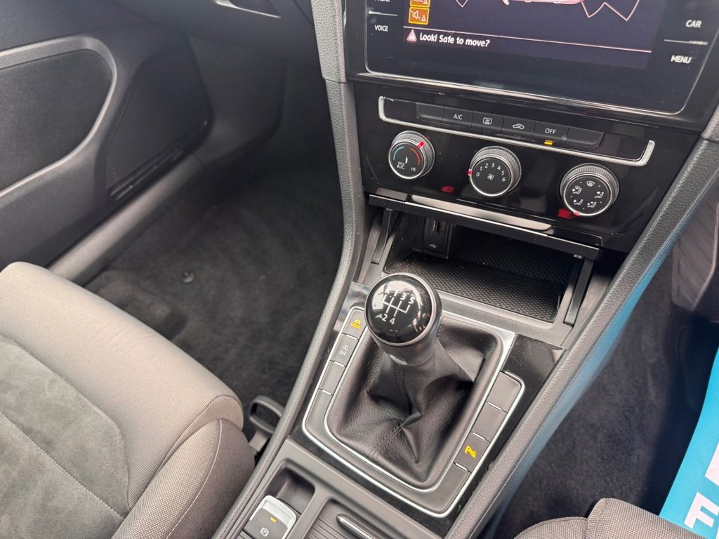 Used Volkswagen Golf 2019 for sale - 76950177: Photo 29