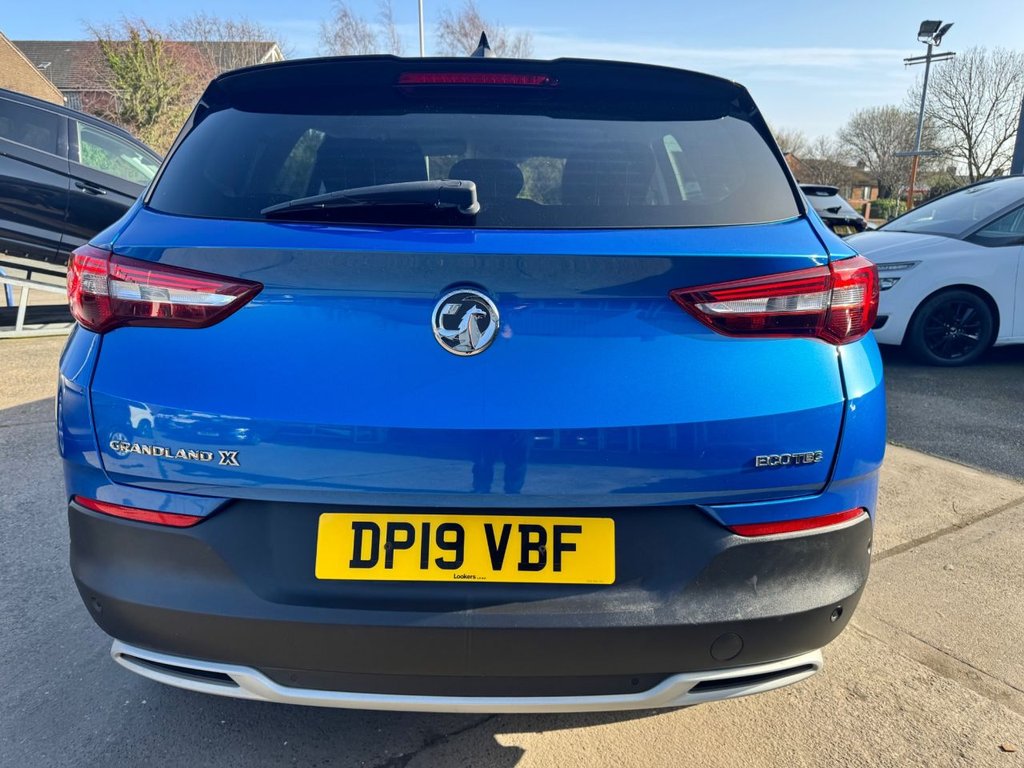 Used Vauxhall Grandland X 2019 for sale - 78044321: Photo 2