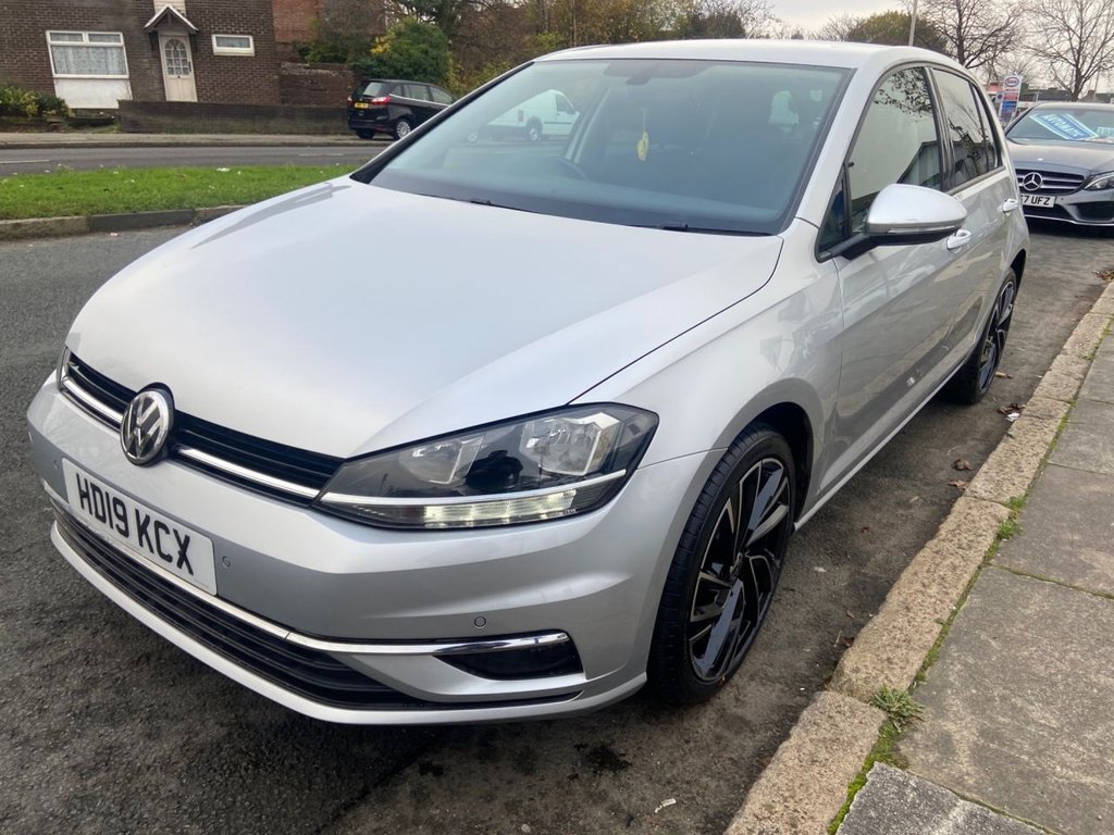 Used Volkswagen Golf 2019 for sale - 76092648: Photo 10