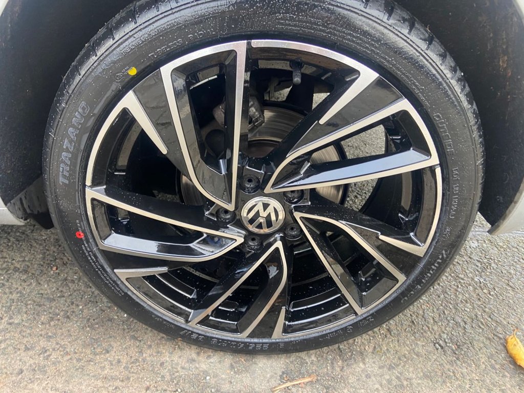 Used Volkswagen Golf 2019 for sale - 76092648: Photo 15