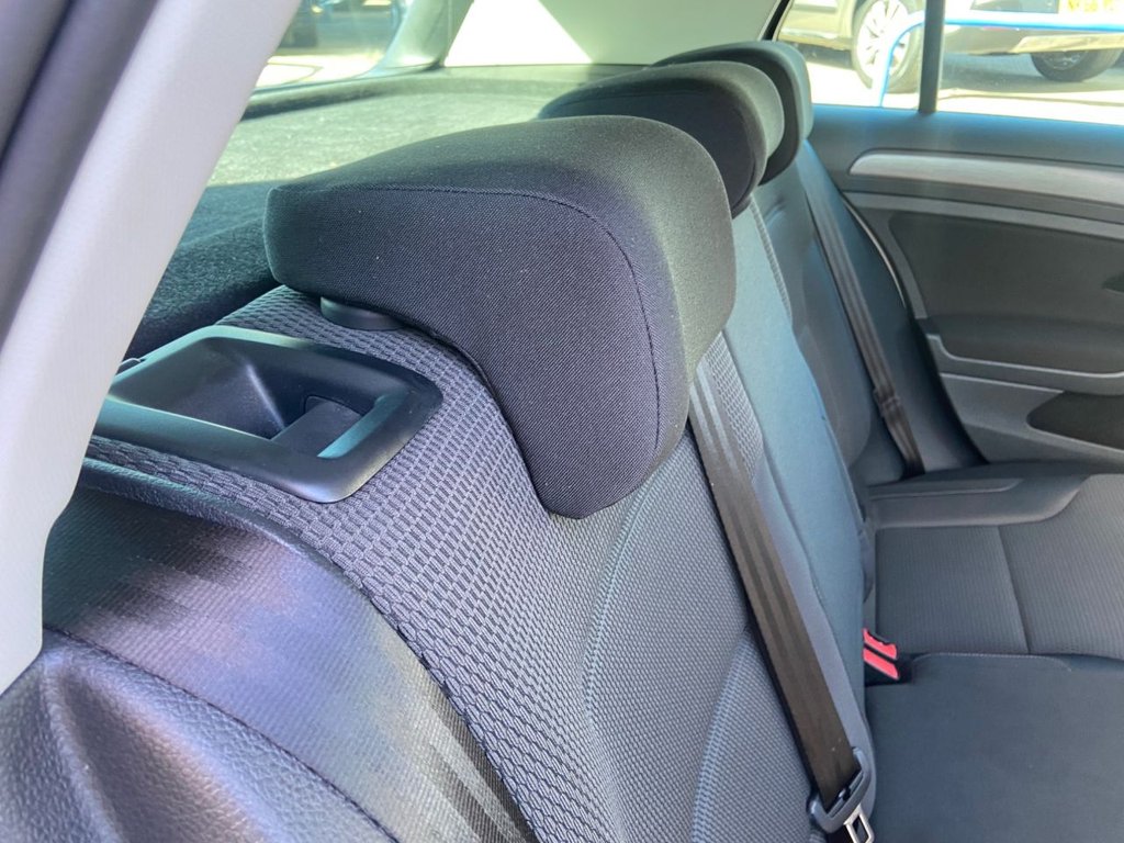 Used Volkswagen Golf 2019 for sale - 76092648: Photo 17