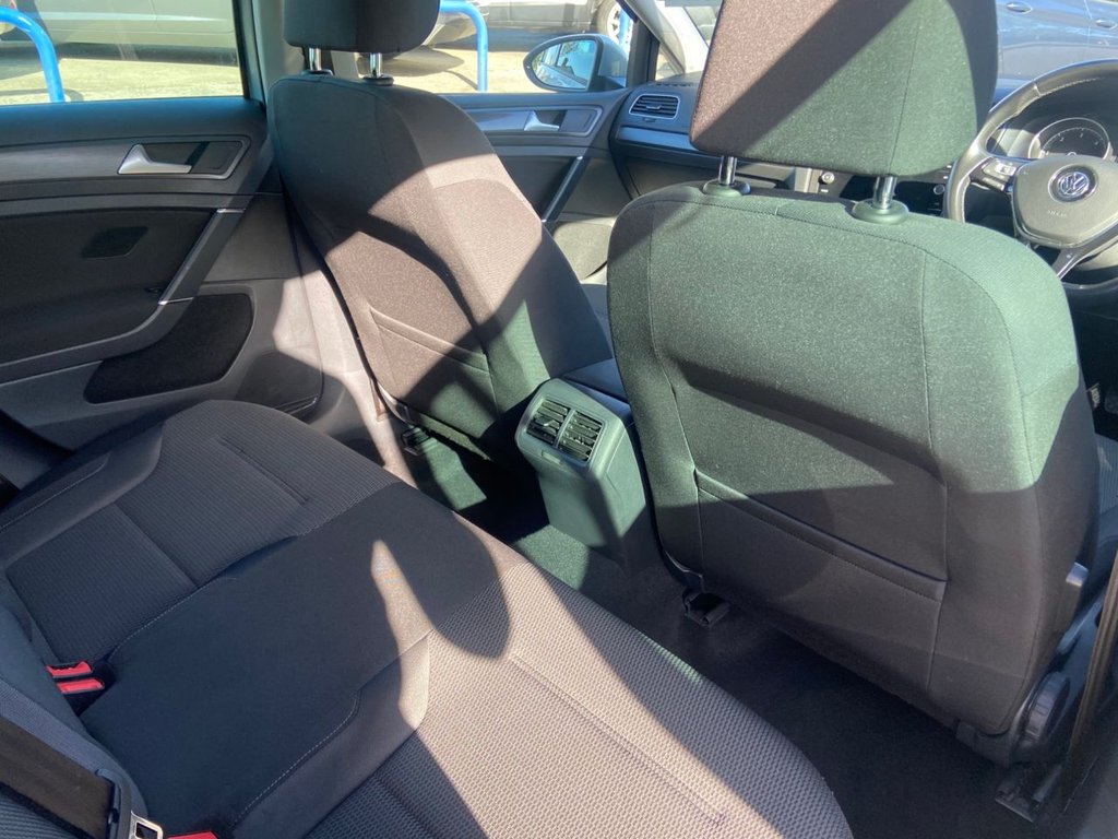 Used Volkswagen Golf 2019 for sale - 76092648: Photo 20
