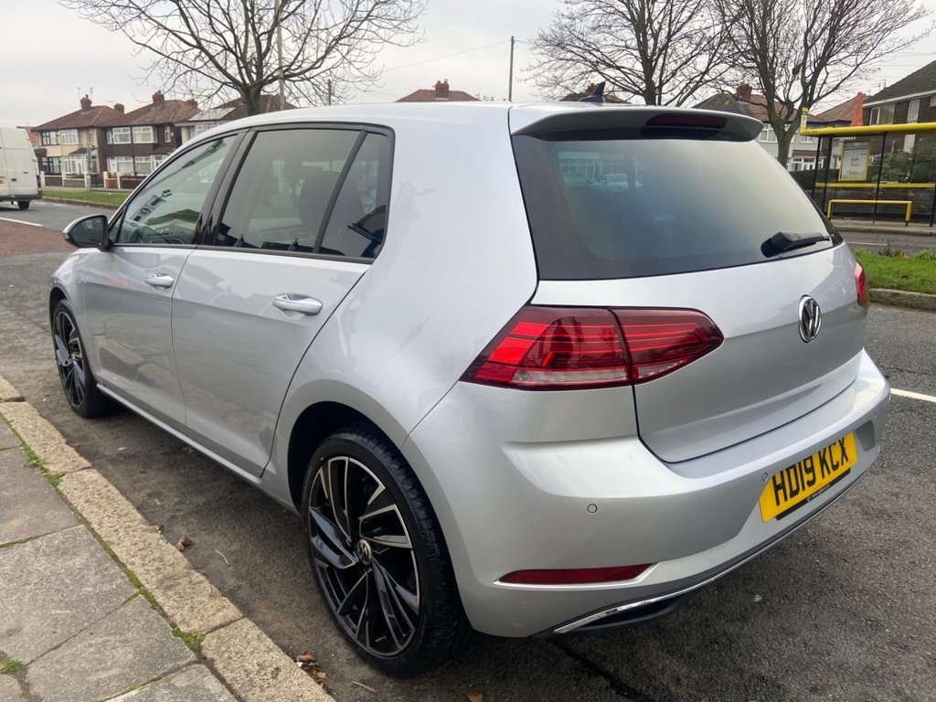 Used Volkswagen Golf 2019 for sale - 76092648: Photo 3