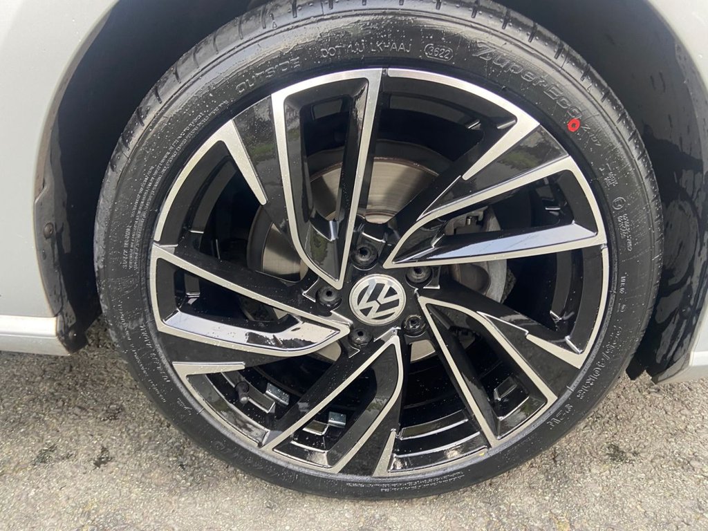 Used Volkswagen Golf 2019 for sale - 76092648: Photo 9