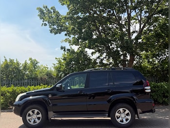 Used Toyota Land Cruiser 2006 for sale - 79601019: Photo