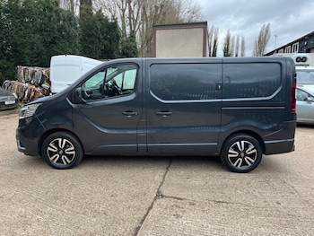 Used Renault Trafic 2022 for sale - 77688138: Photo