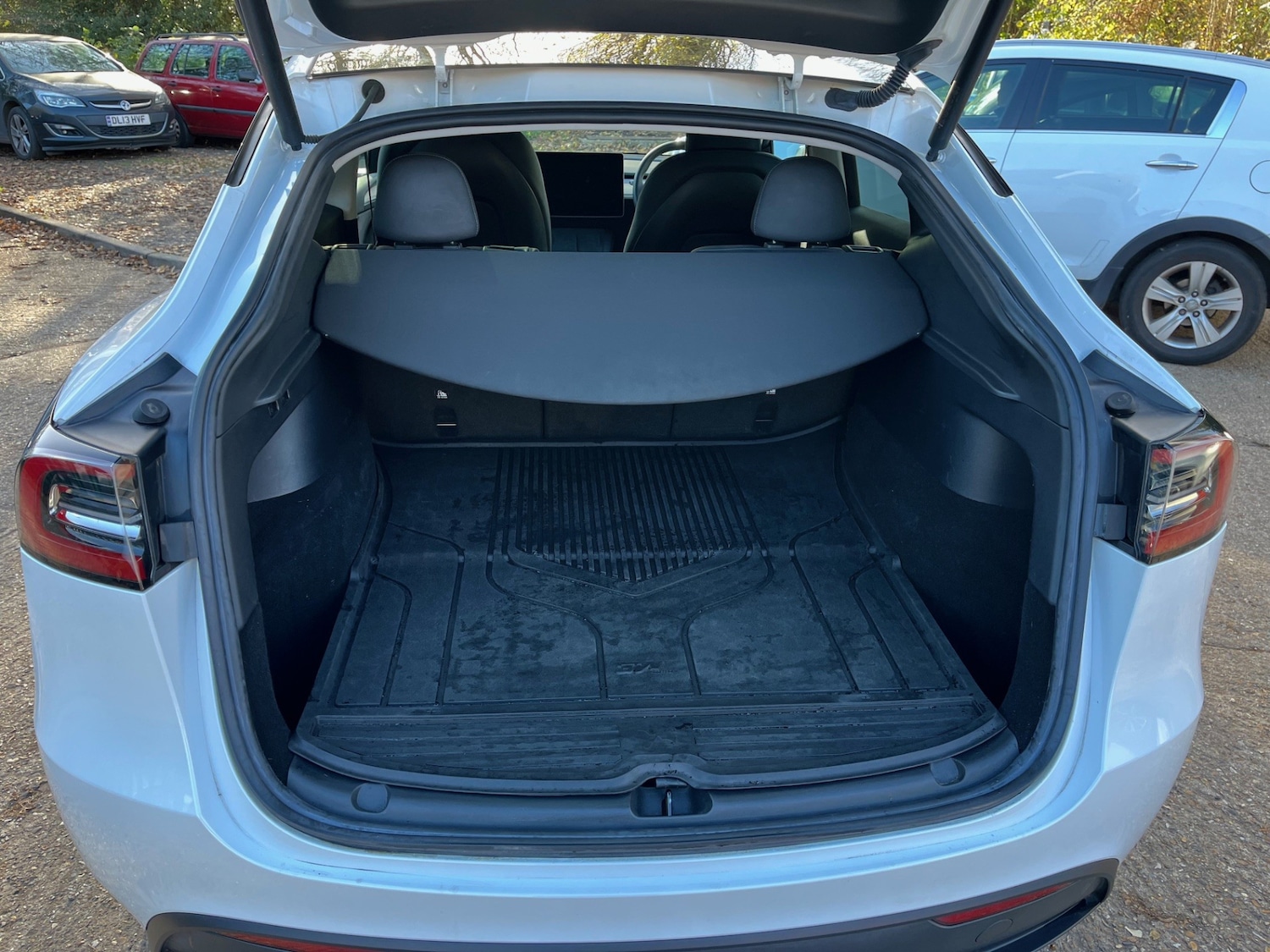 Used Tesla Model Y 2023 for sale - 76603012: Photo 8