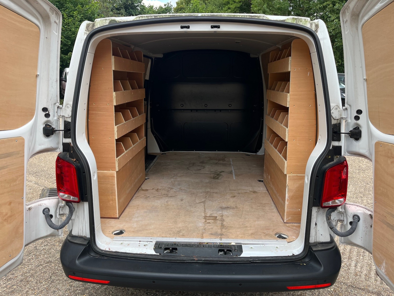 Used Volkswagen Transporter 2023 for sale - 77931354: Photo 6