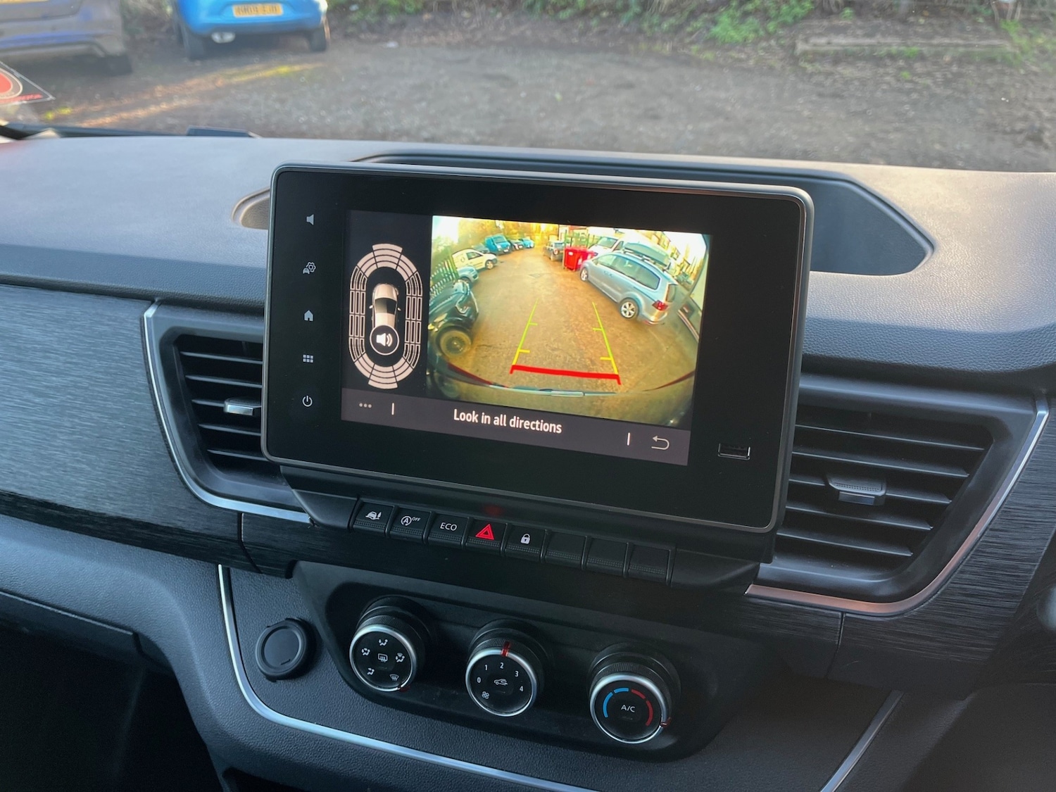 Used Renault Trafic 2022 for sale - 77005545: Photo 12