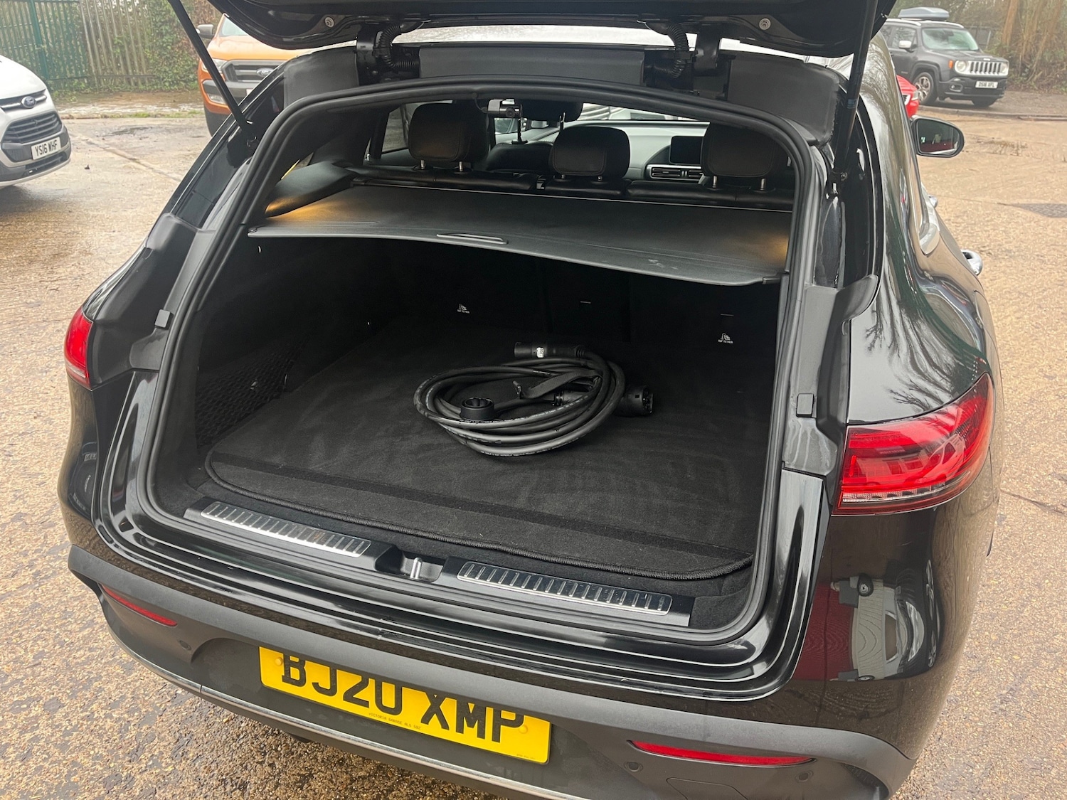 Used Mercedes-Benz EQC 2020 for sale - 77136098: Photo 7