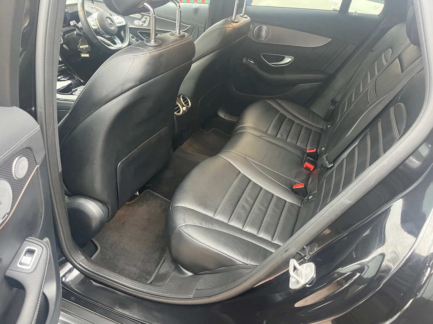 Used Mercedes-Benz EQC 2020 for sale - 77136098: Photo 8