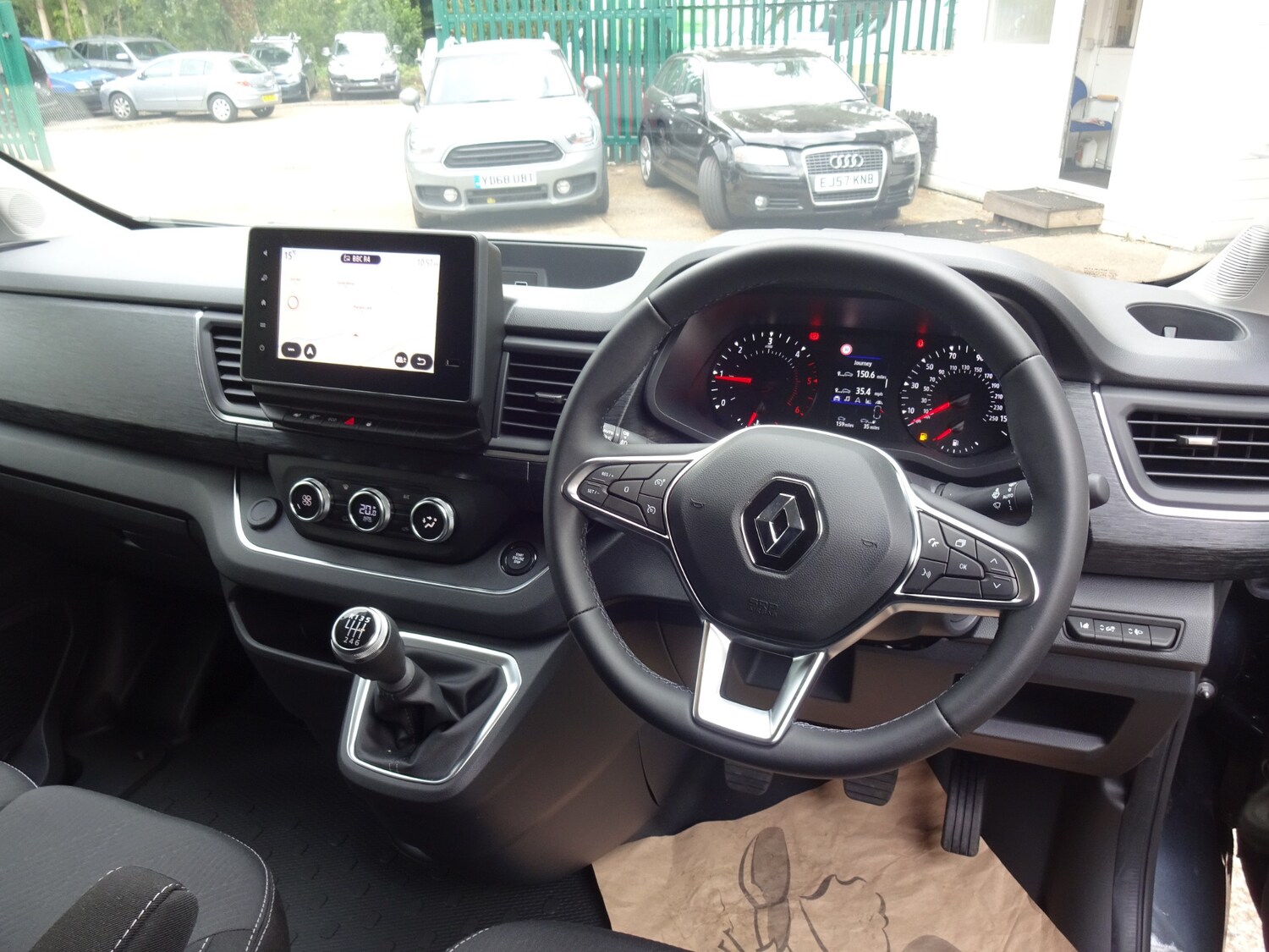 Used Renault Trafic 2025 for sale - 76289659: Photo 11