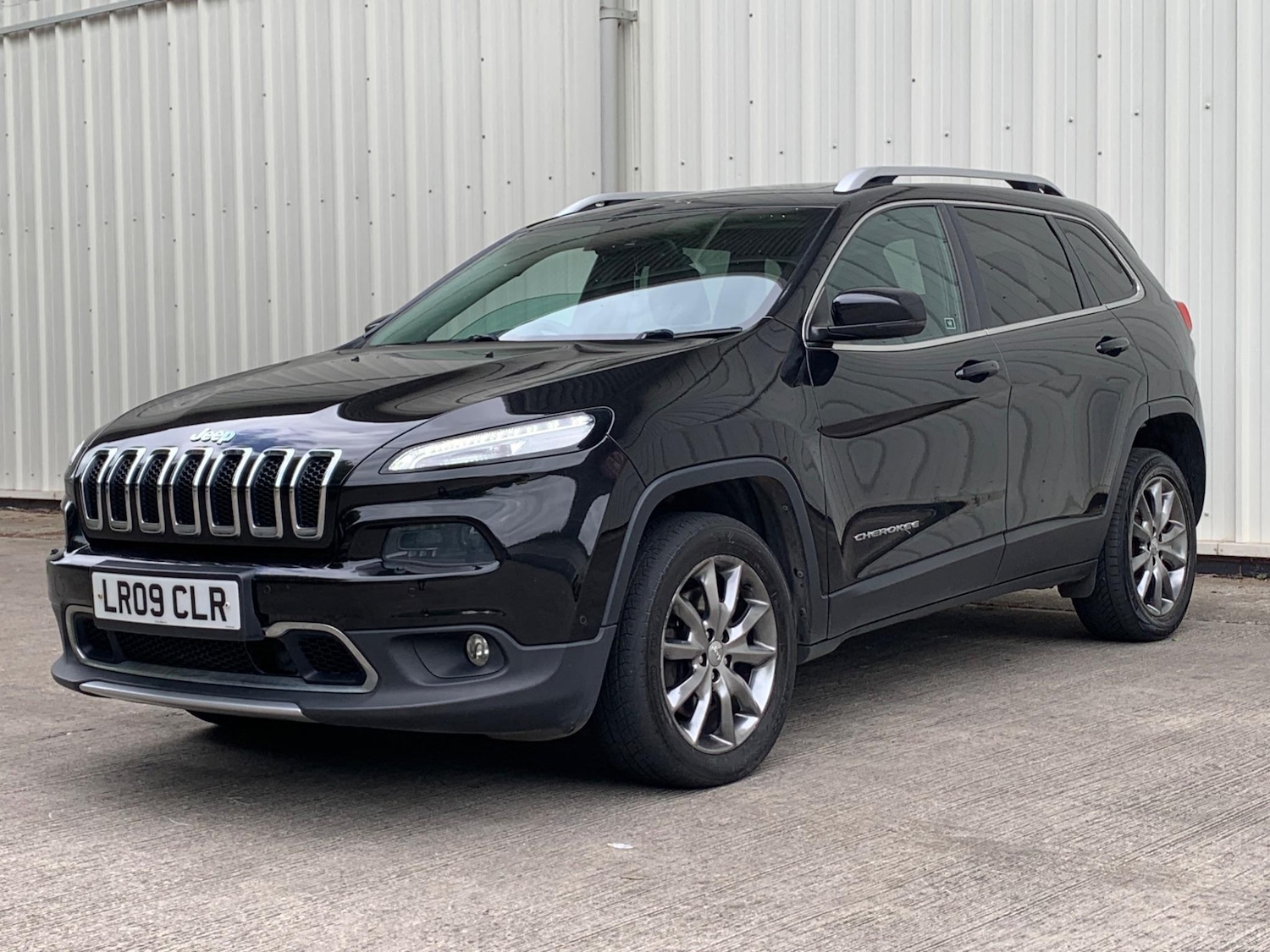 Used Jeep Cherokee 2015 for sale - 77439847: Photo 14