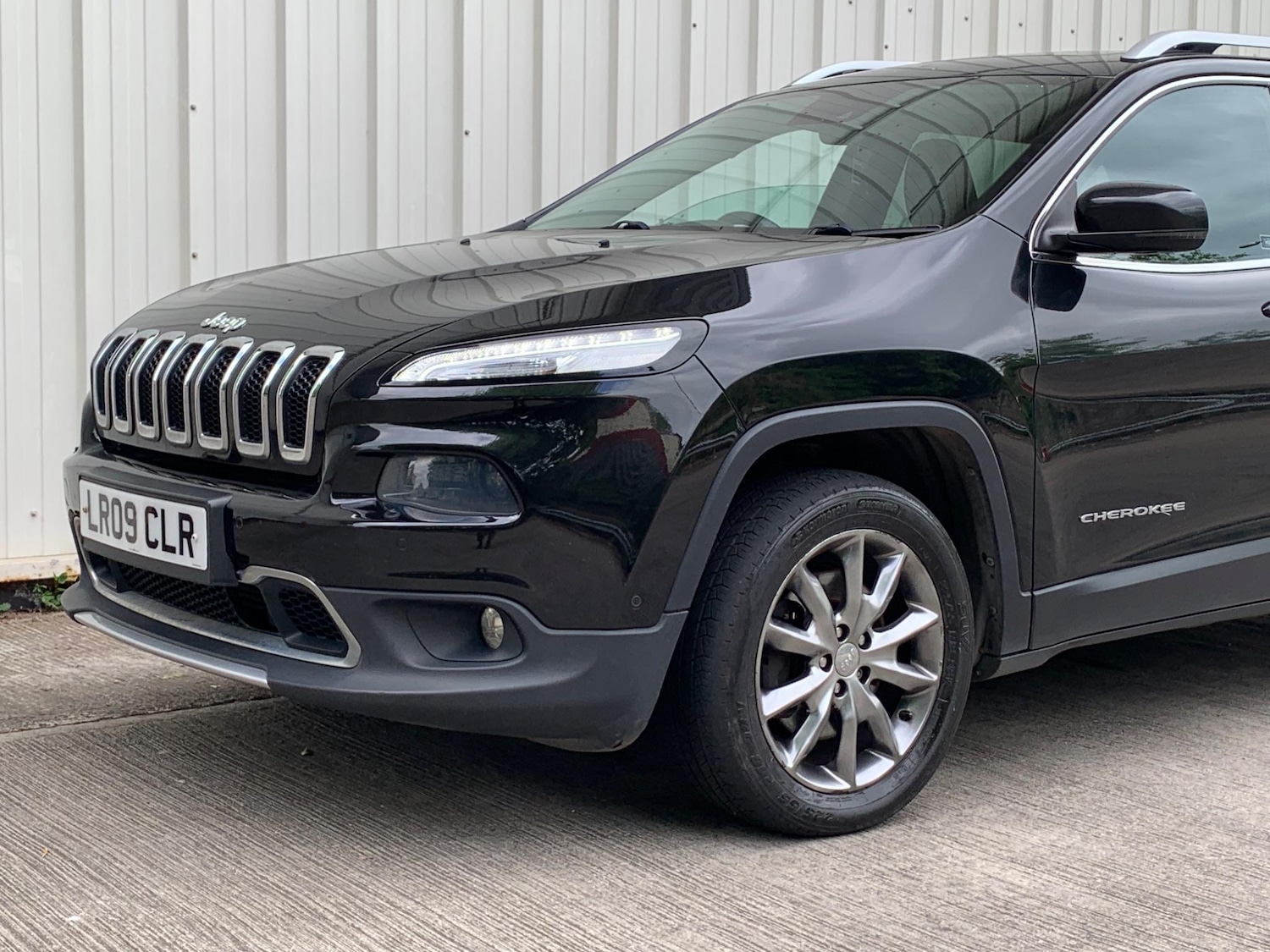 Used Jeep Cherokee 2015 for sale - 77439847: Photo 18