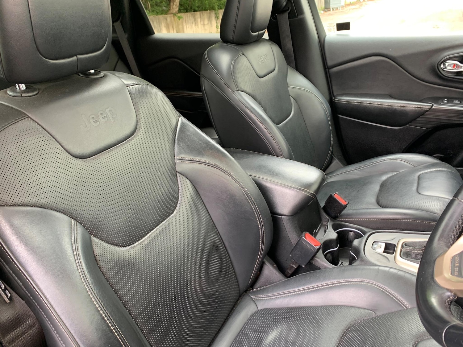 Used Jeep Cherokee 2015 for sale - 77439847: Photo 26