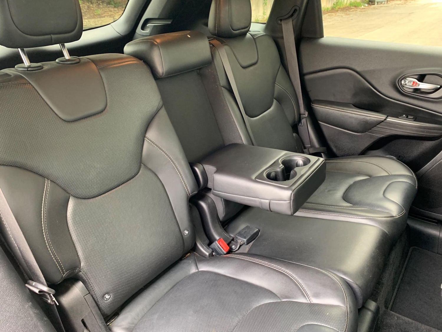 Used Jeep Cherokee 2015 for sale - 77439847: Photo 30