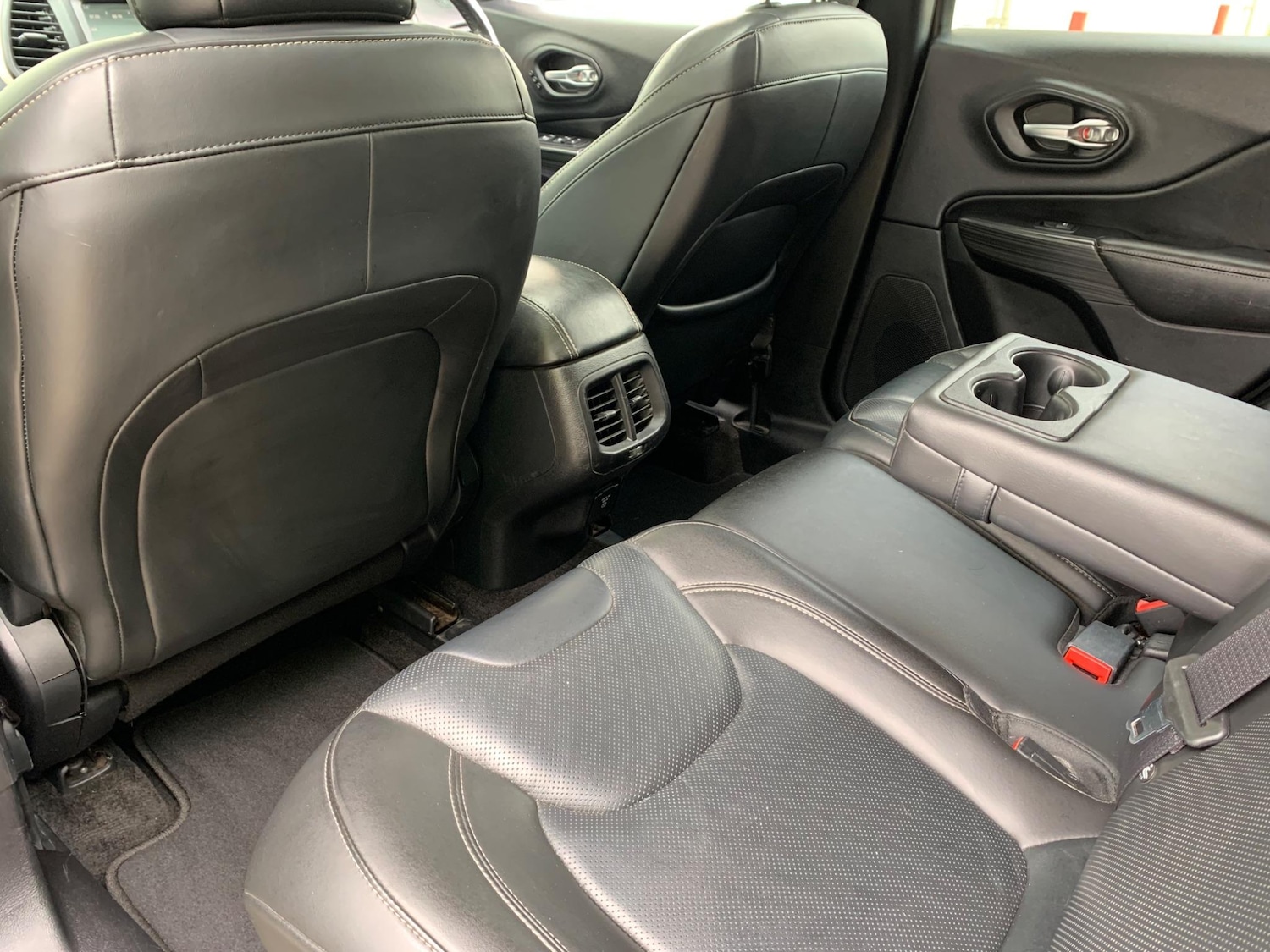 Used Jeep Cherokee 2015 for sale - 77439847: Photo 33