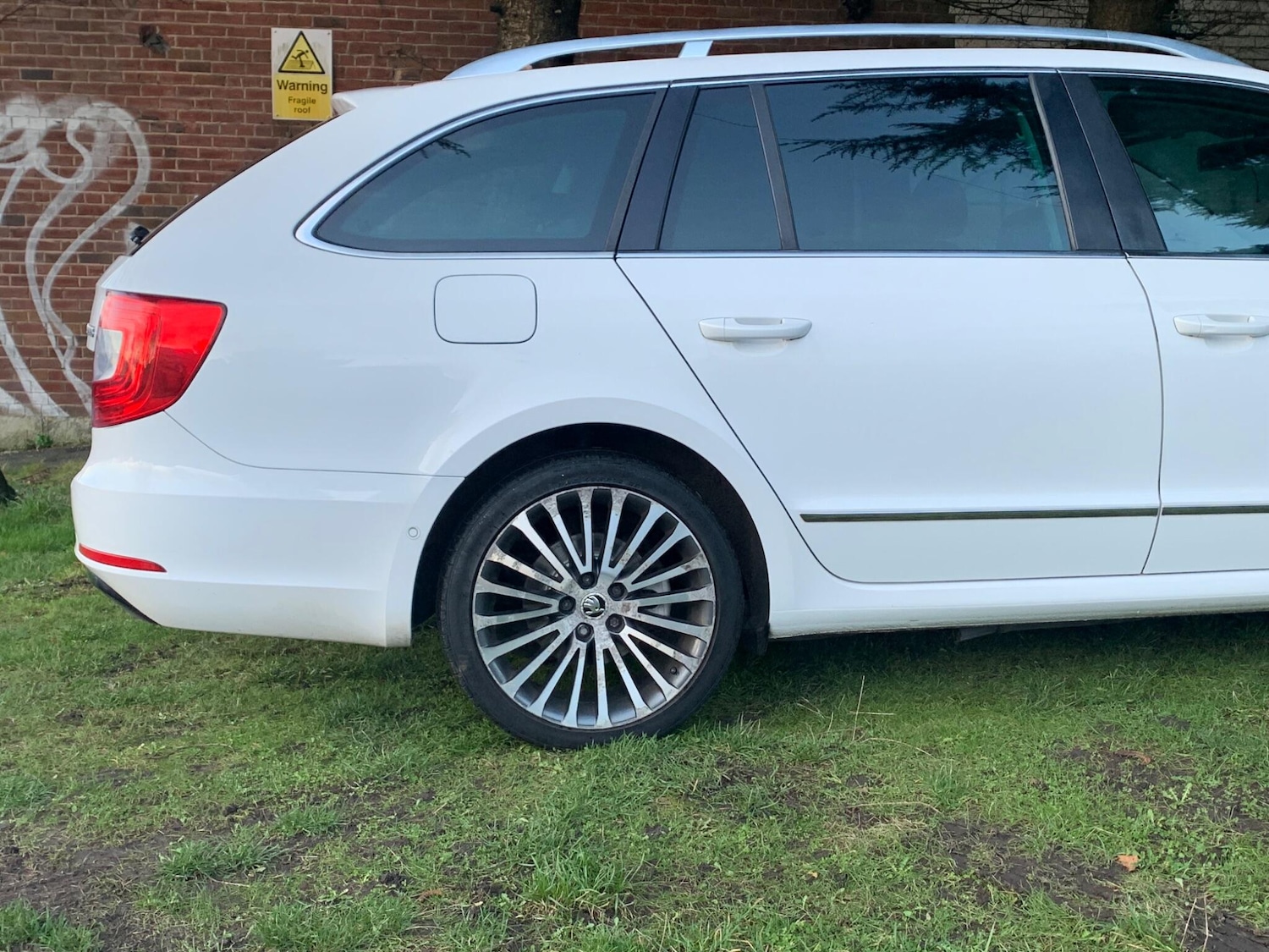 Used Skoda Superb 2014 for sale - 77425704: Photo 14